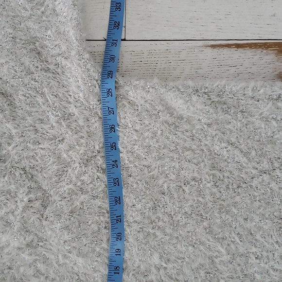 Molly Braken sweater - Picture 4 of 6